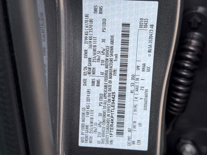 Ford Ranger Vehicle Full-screen Gallery Image 17