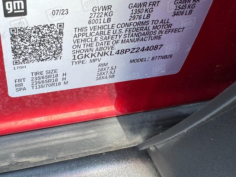 GMC Acadia Vehicle Full-screen Gallery Image 26