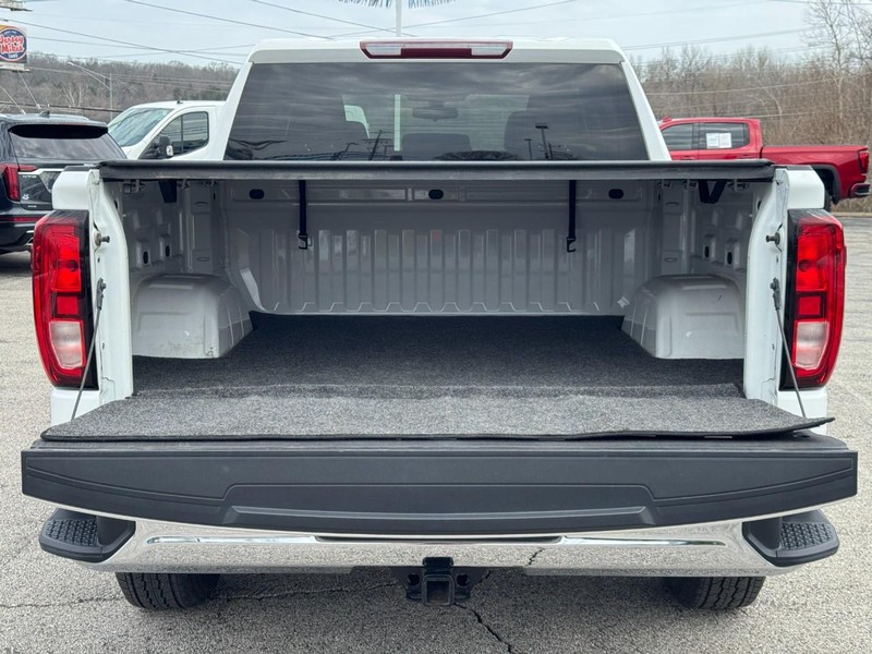 GMC Sierra 1500 Vehicle Full-screen Gallery Image 05