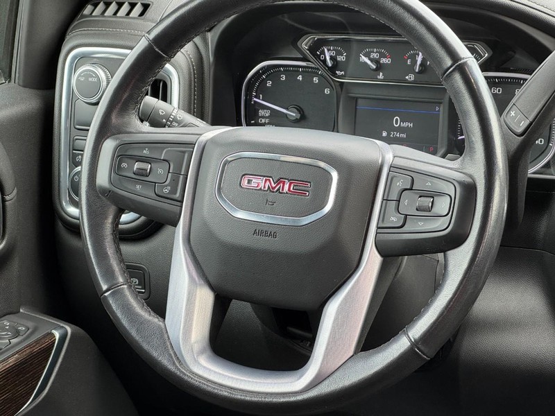 GMC Sierra 1500 Vehicle Full-screen Gallery Image 12
