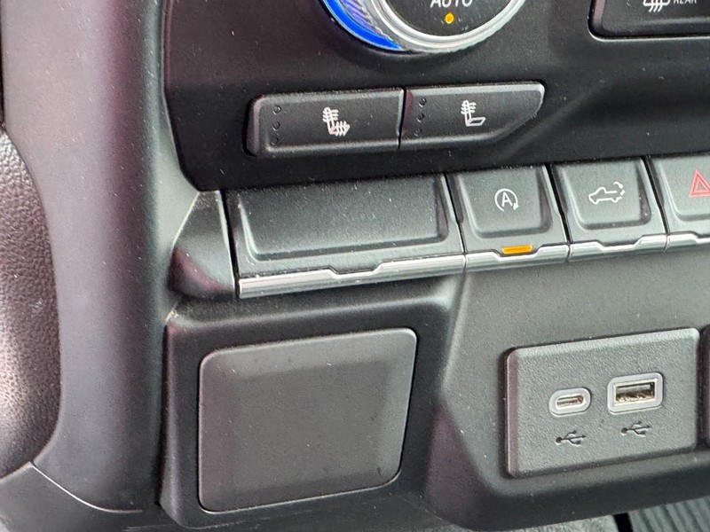 GMC Sierra 1500 Vehicle Full-screen Gallery Image 22