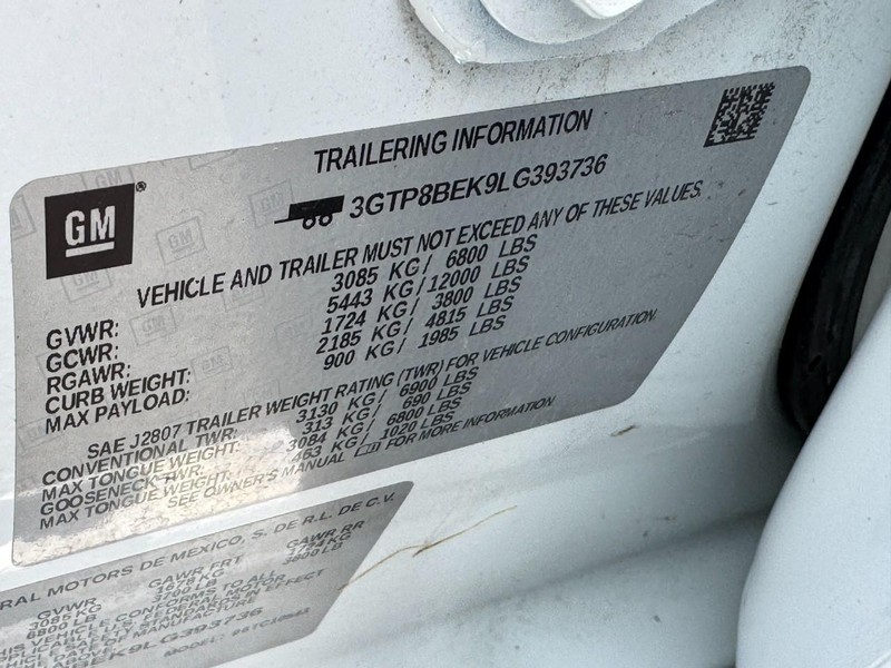 GMC Sierra 1500 Vehicle Full-screen Gallery Image 25