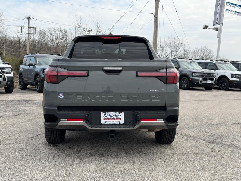 Hyundai Santa Cruz Vehicle Full-screen Gallery Image 05