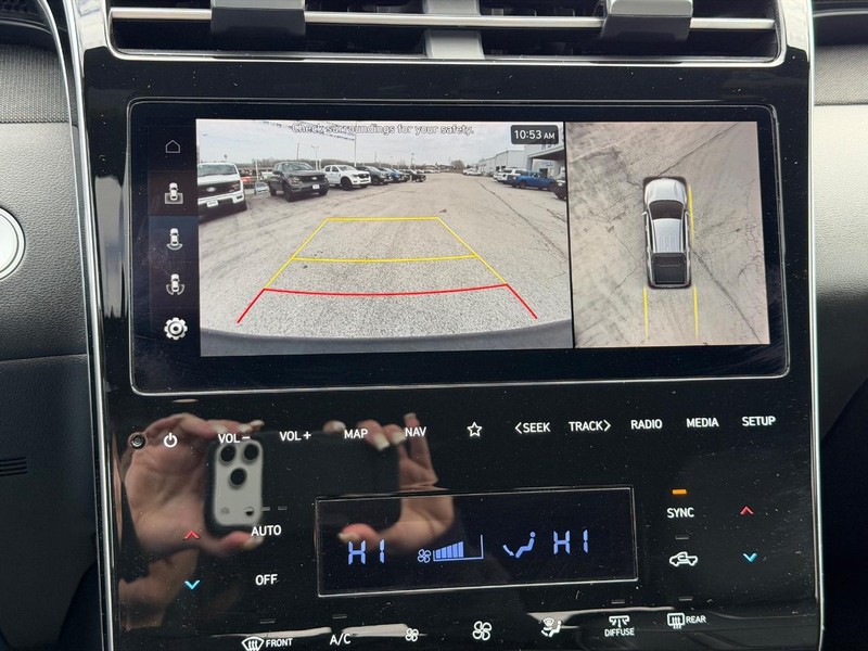 Hyundai Santa Cruz Vehicle Full-screen Gallery Image 19