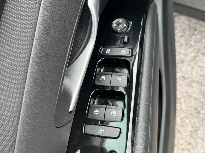 Hyundai Santa Cruz Vehicle Full-screen Gallery Image 21
