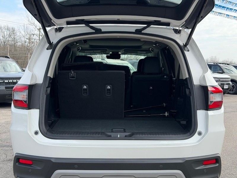 Honda Pilot Vehicle Full-screen Gallery Image 04