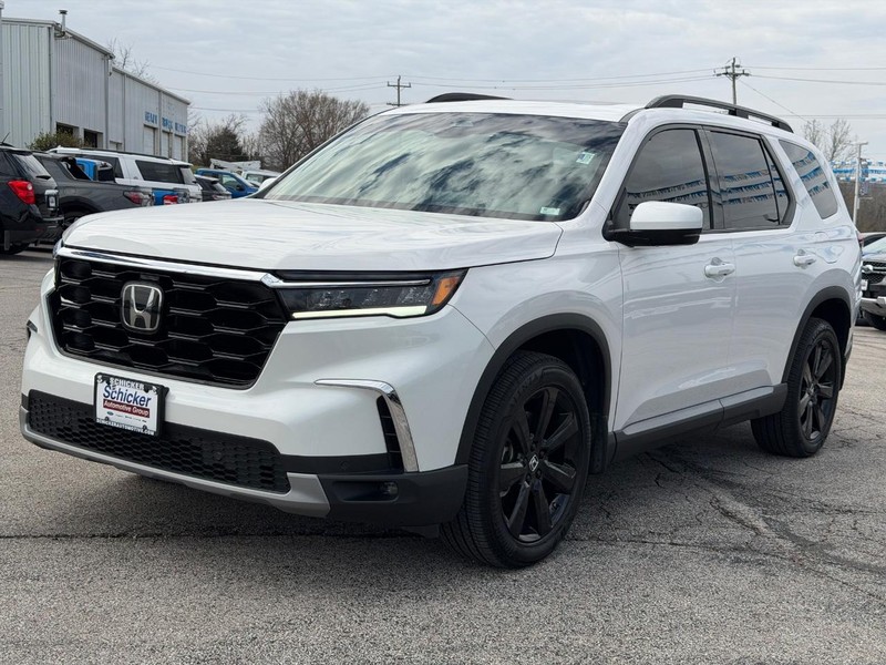 Honda Pilot Vehicle Full-screen Gallery Image 08