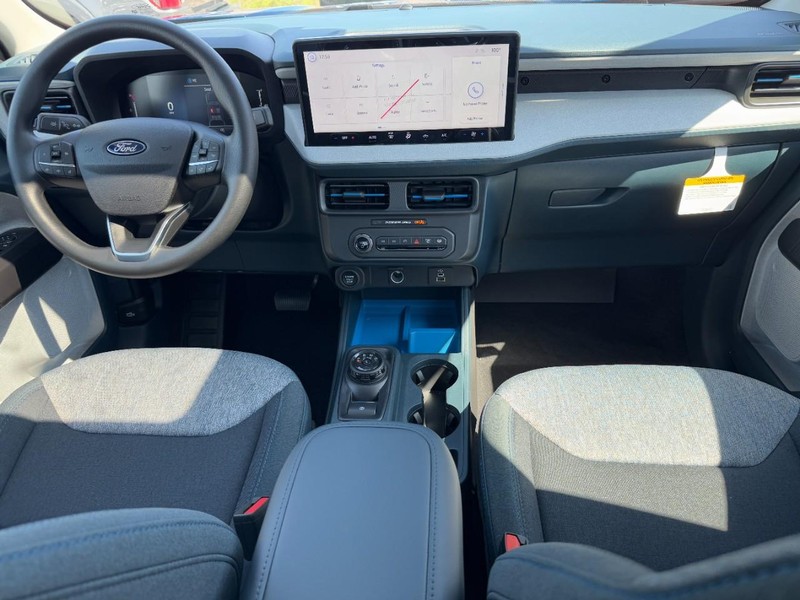 Ford Maverick Vehicle Full-screen Gallery Image 06