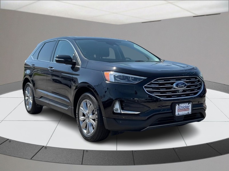 Ford Edge Vehicle Full-screen Gallery Image 02