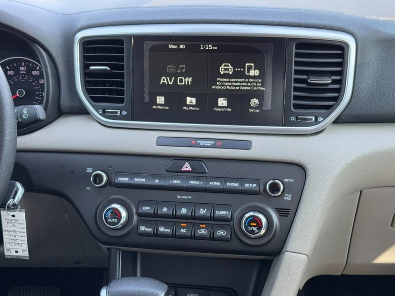 Kia Sportage Vehicle Full-screen Gallery Image 13