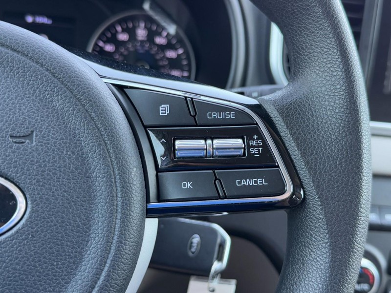 Kia Sportage Vehicle Full-screen Gallery Image 17