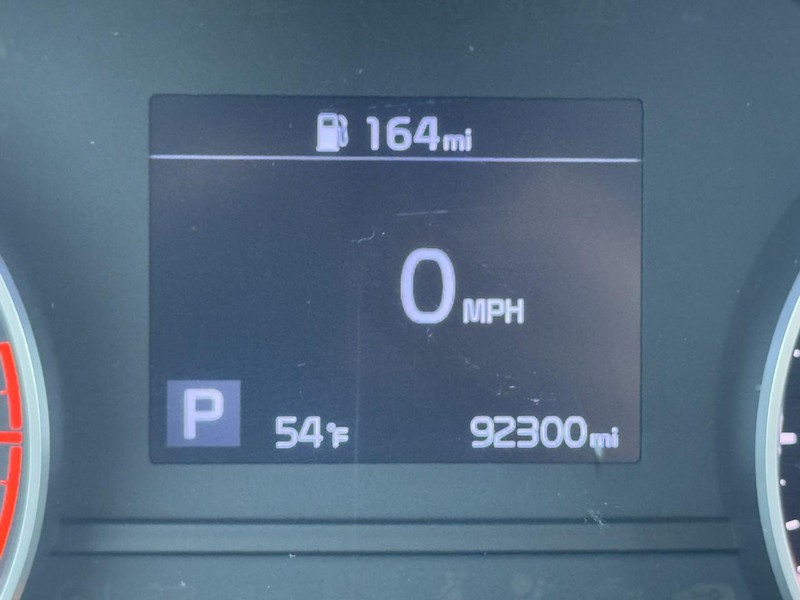 Kia Sportage Vehicle Full-screen Gallery Image 18