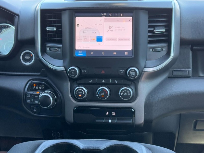 Ram 1500 Vehicle Full-screen Gallery Image 13