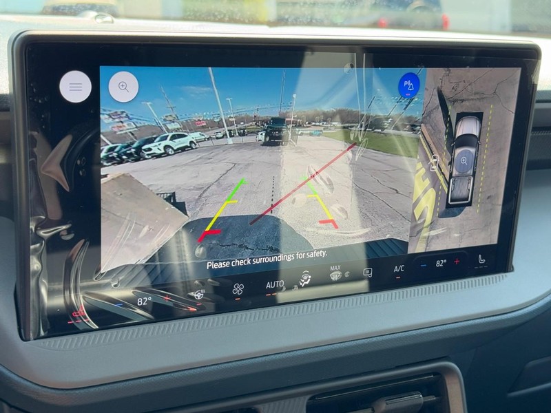 Ford Maverick Vehicle Full-screen Gallery Image 14