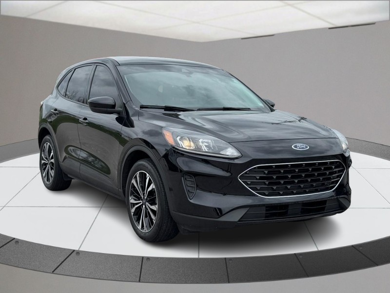 Ford Escape Vehicle Full-screen Gallery Image 02