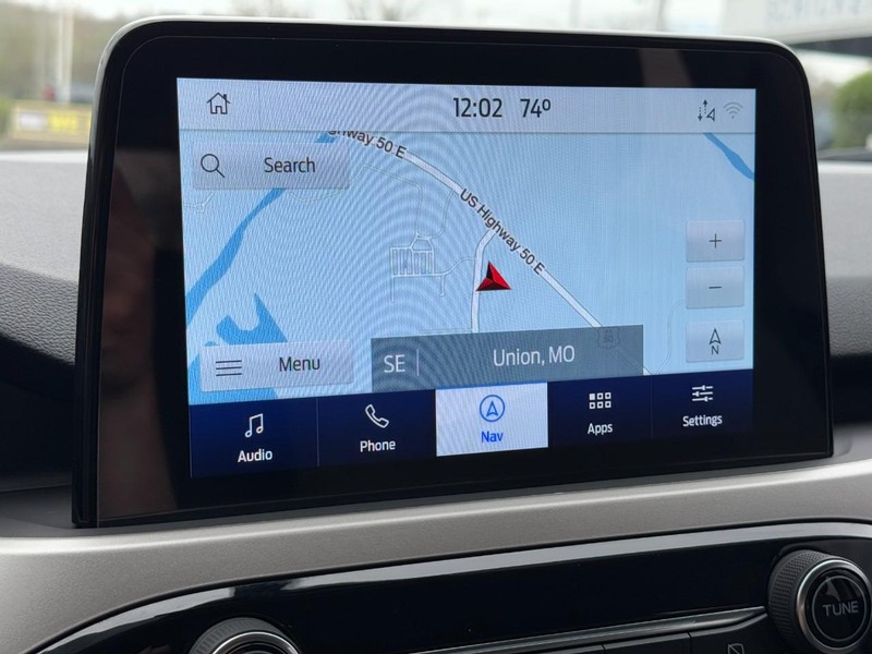 Ford Escape Vehicle Full-screen Gallery Image 19