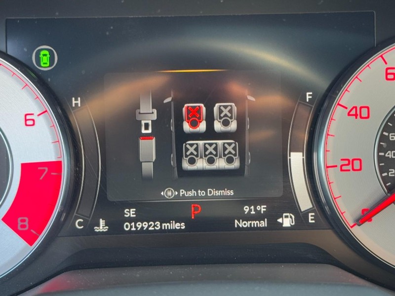 Acura RDX Vehicle Full-screen Gallery Image 20