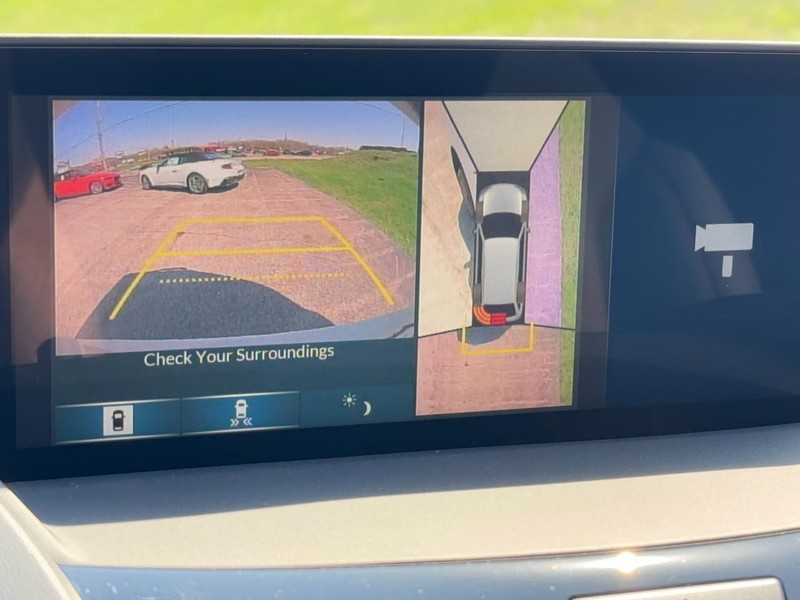 Acura RDX Vehicle Full-screen Gallery Image 24