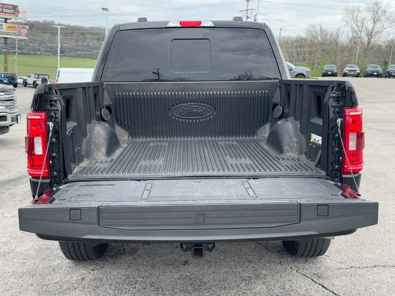 Ford F-150 Vehicle Full-screen Gallery Image 05