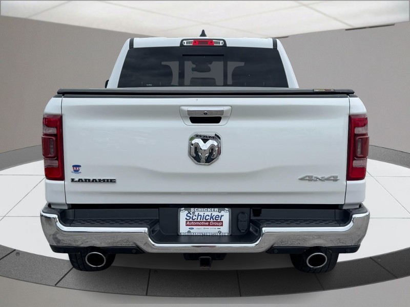 Ram 1500 Vehicle Full-screen Gallery Image 04
