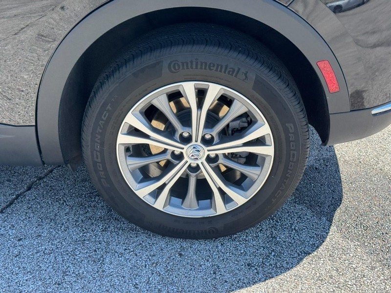 Buick Envision Vehicle Full-screen Gallery Image 07