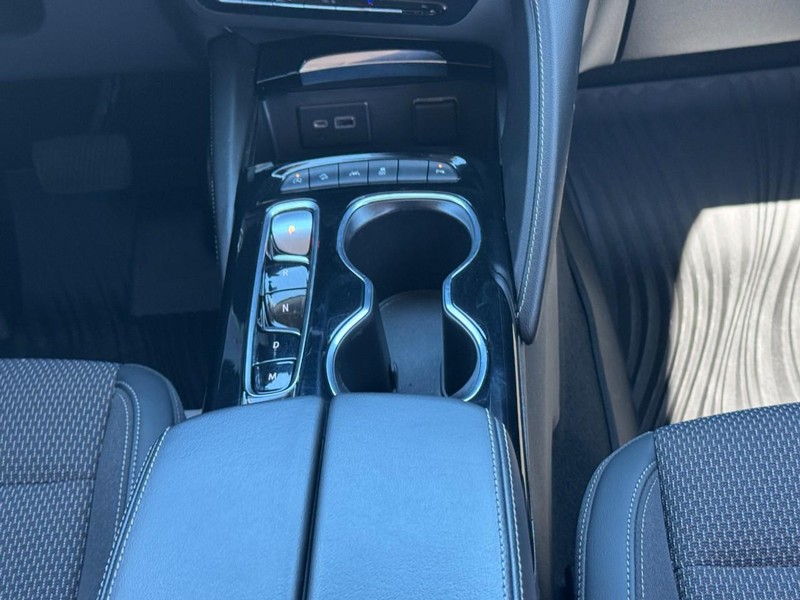 Buick Envision Vehicle Full-screen Gallery Image 14