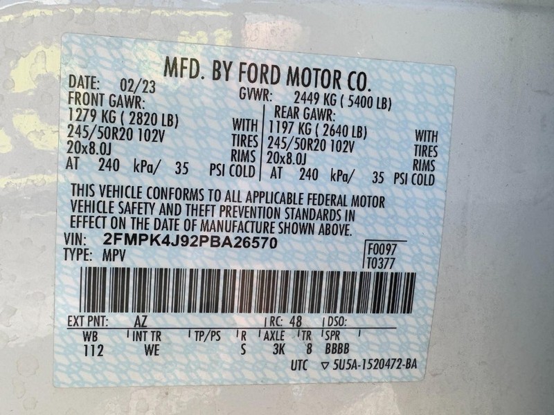 Ford Edge Vehicle Full-screen Gallery Image 23