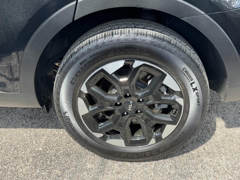 Kia Sorento Vehicle Full-screen Gallery Image 07
