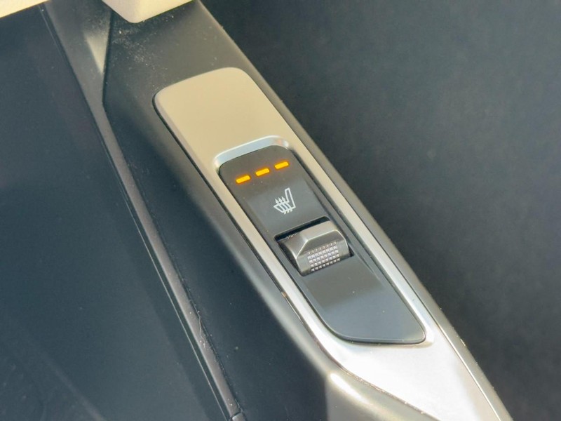 Kia Sorento Vehicle Full-screen Gallery Image 19