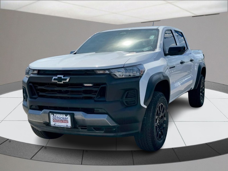 Chevrolet Colorado Vehicle Full-screen Gallery Image 08