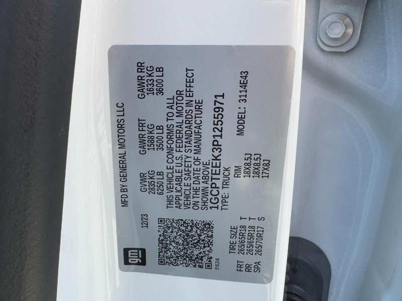 Chevrolet Colorado Vehicle Full-screen Gallery Image 22