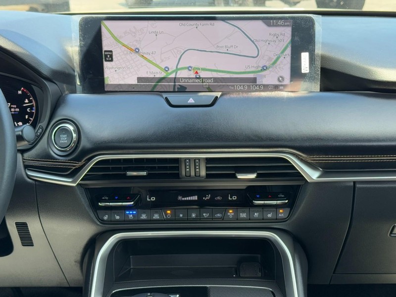 Mazda CX-90 Vehicle Full-screen Gallery Image 14