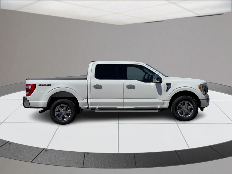 Ford F-150 Vehicle Full-screen Gallery Image 02