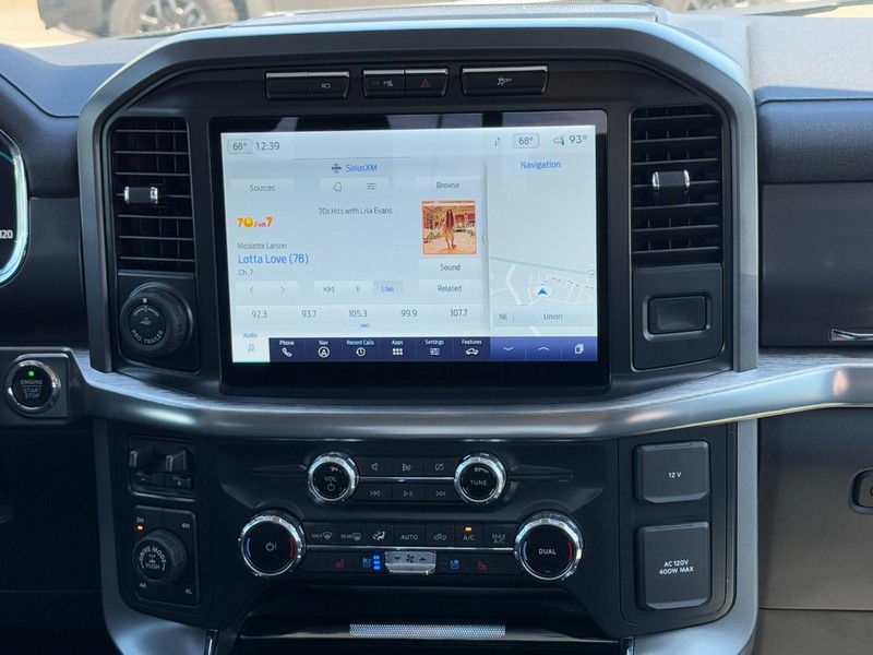 Ford F-150 Vehicle Full-screen Gallery Image 13