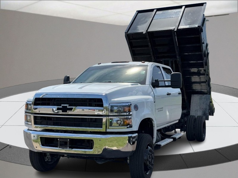 Chevrolet Silverado MD Vehicle Full-screen Gallery Image 10