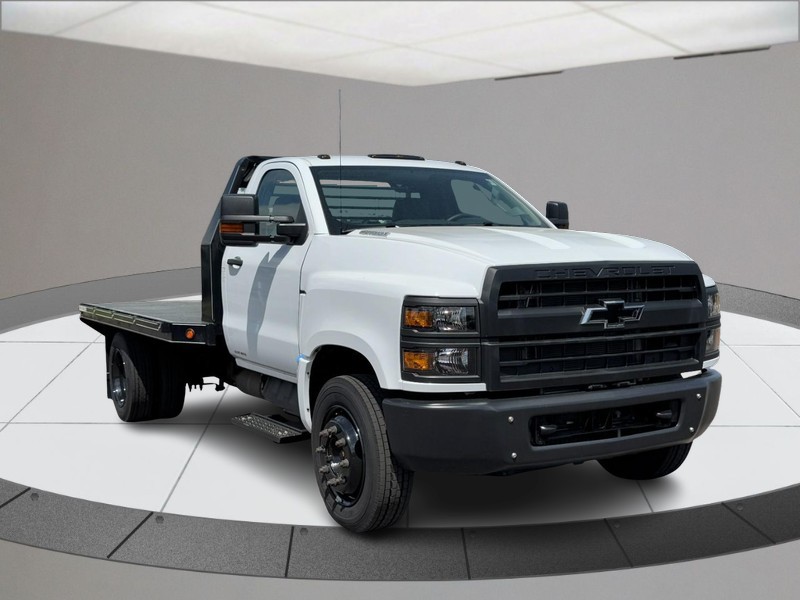 Chevrolet Silverado MD Vehicle Full-screen Gallery Image 02