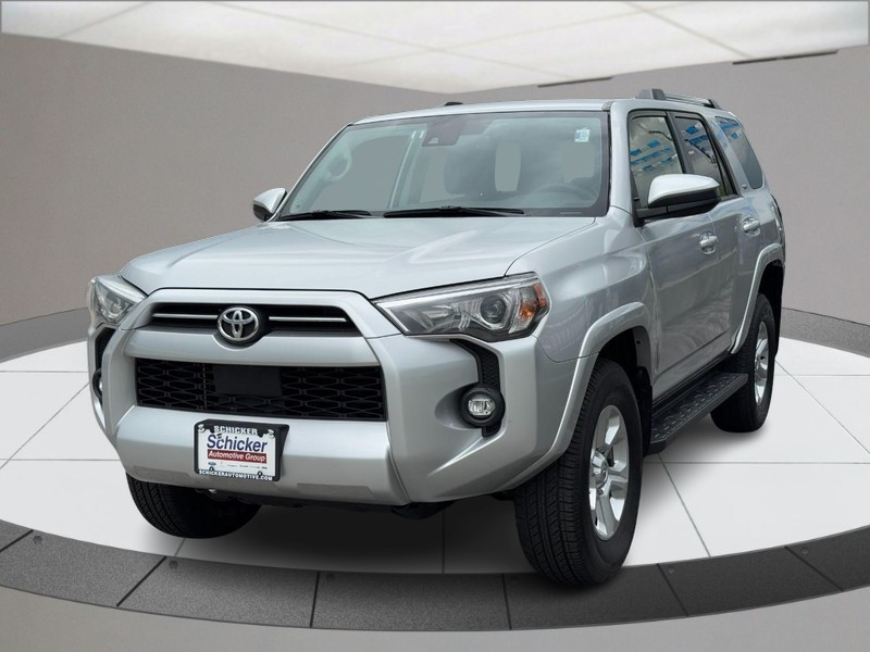 Toyota 4Runner Vehicle Full-screen Gallery Image 08