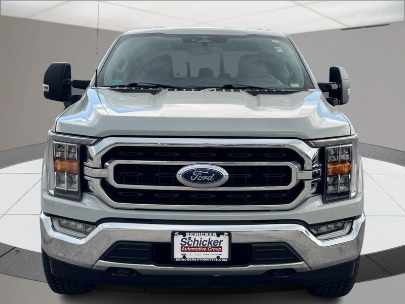 Ford F-150 Vehicle Full-screen Gallery Image 08