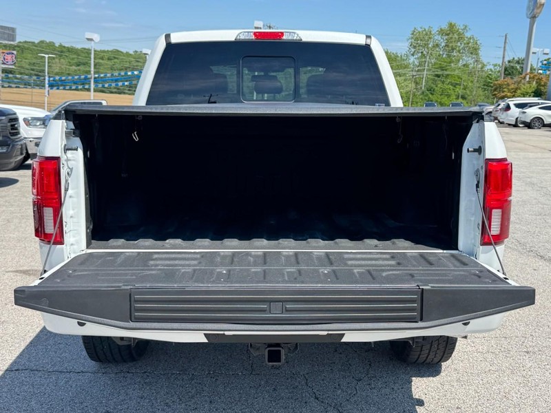 Ford F-150 Vehicle Full-screen Gallery Image 05
