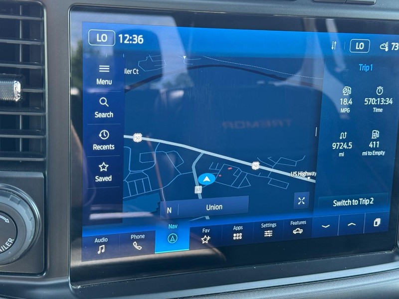 Ford F-150 Vehicle Full-screen Gallery Image 21