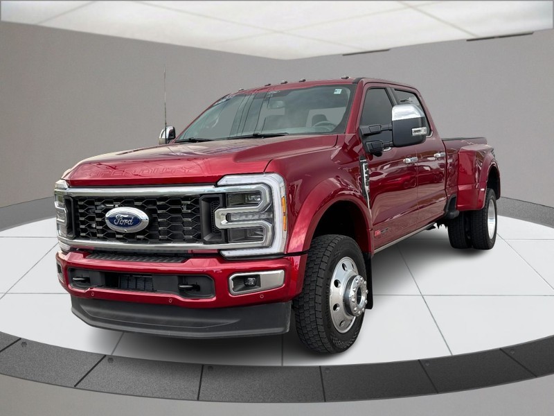 Ford Super Duty F-450 DRW Vehicle Full-screen Gallery Image 07