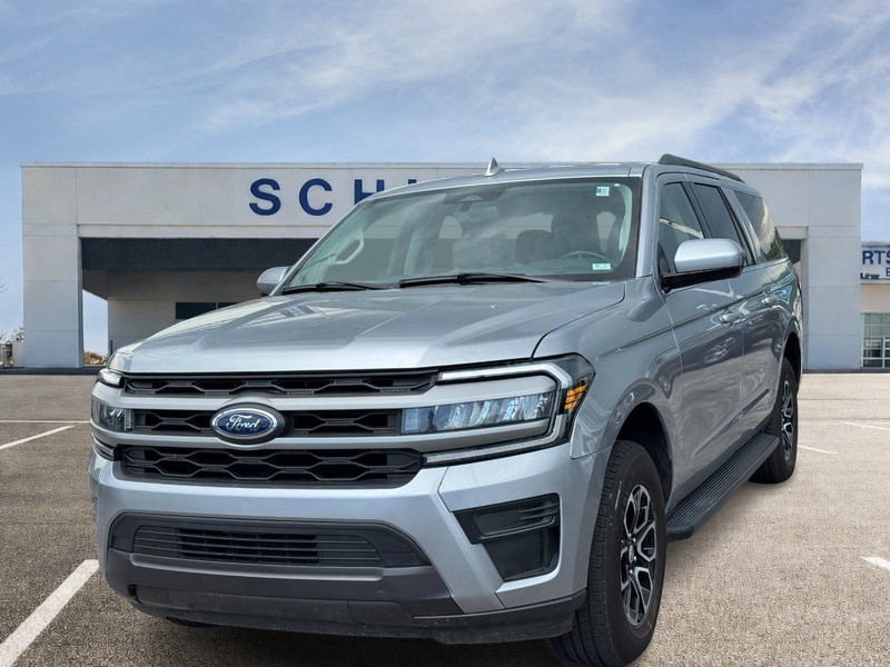 Ford Expedition Max Vehicle Full-screen Gallery Image 08