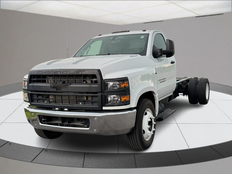 Chevrolet Silverado MD Vehicle Full-screen Gallery Image 08