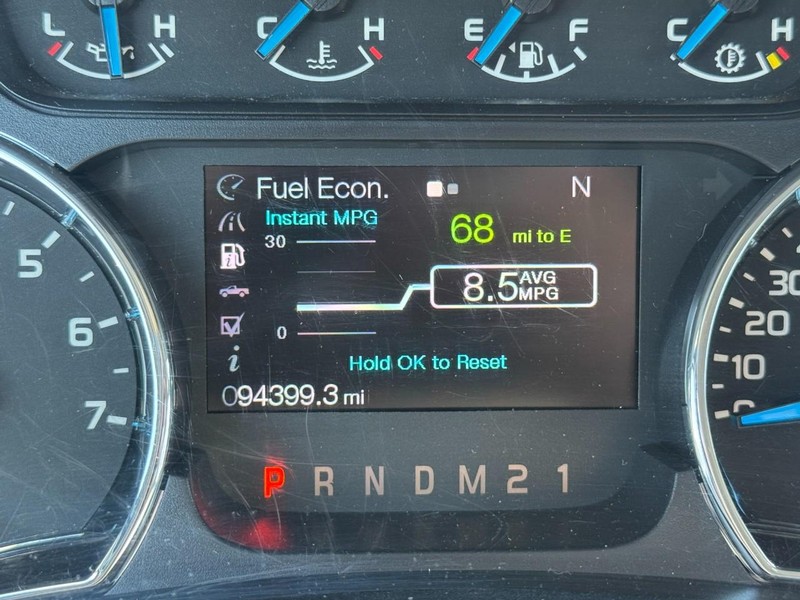 Ford F-150 Vehicle Full-screen Gallery Image 18