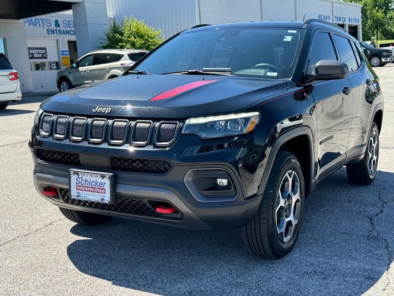 Jeep Compass Vehicle Full-screen Gallery Image 08