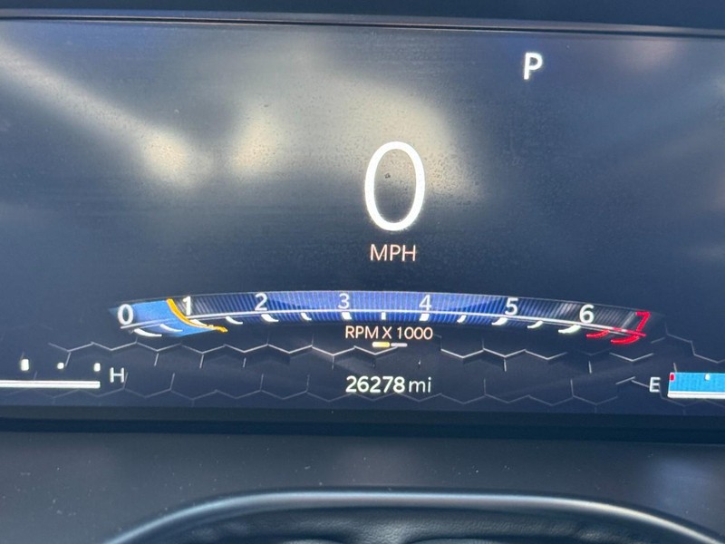 Jeep Compass Vehicle Full-screen Gallery Image 19
