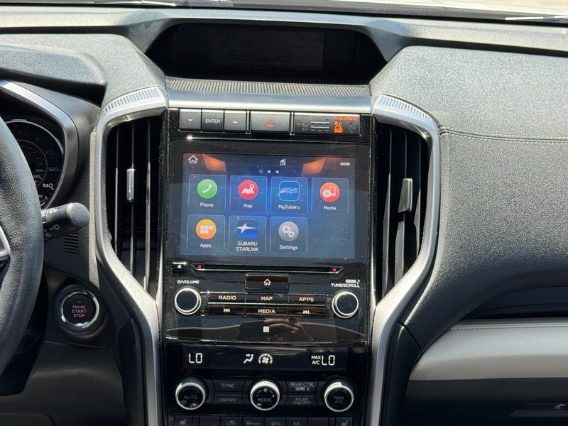 Subaru Ascent Vehicle Full-screen Gallery Image 14