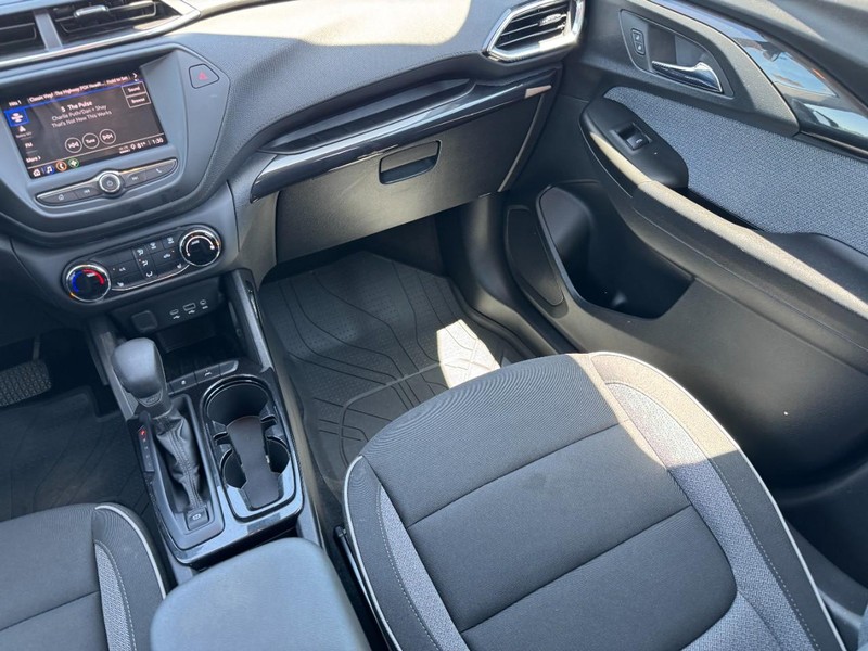 Chevrolet TrailBlazer Vehicle Full-screen Gallery Image 15