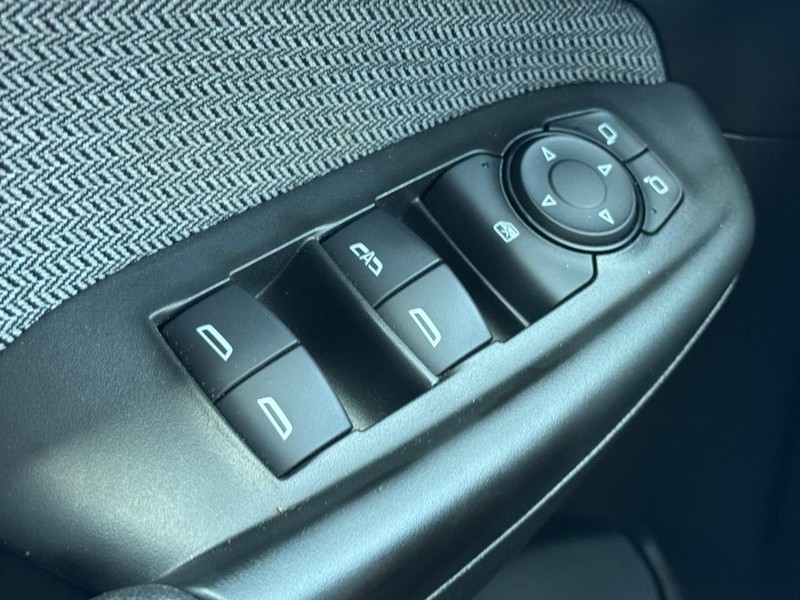 Chevrolet TrailBlazer Vehicle Full-screen Gallery Image 22