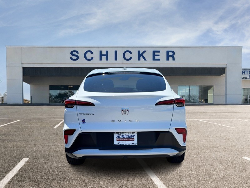 Buick Envista Vehicle Full-screen Gallery Image 04